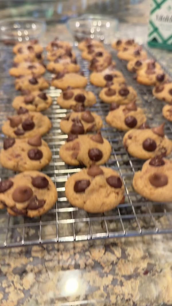 1:1 Baking: Chewy Protein Cookies